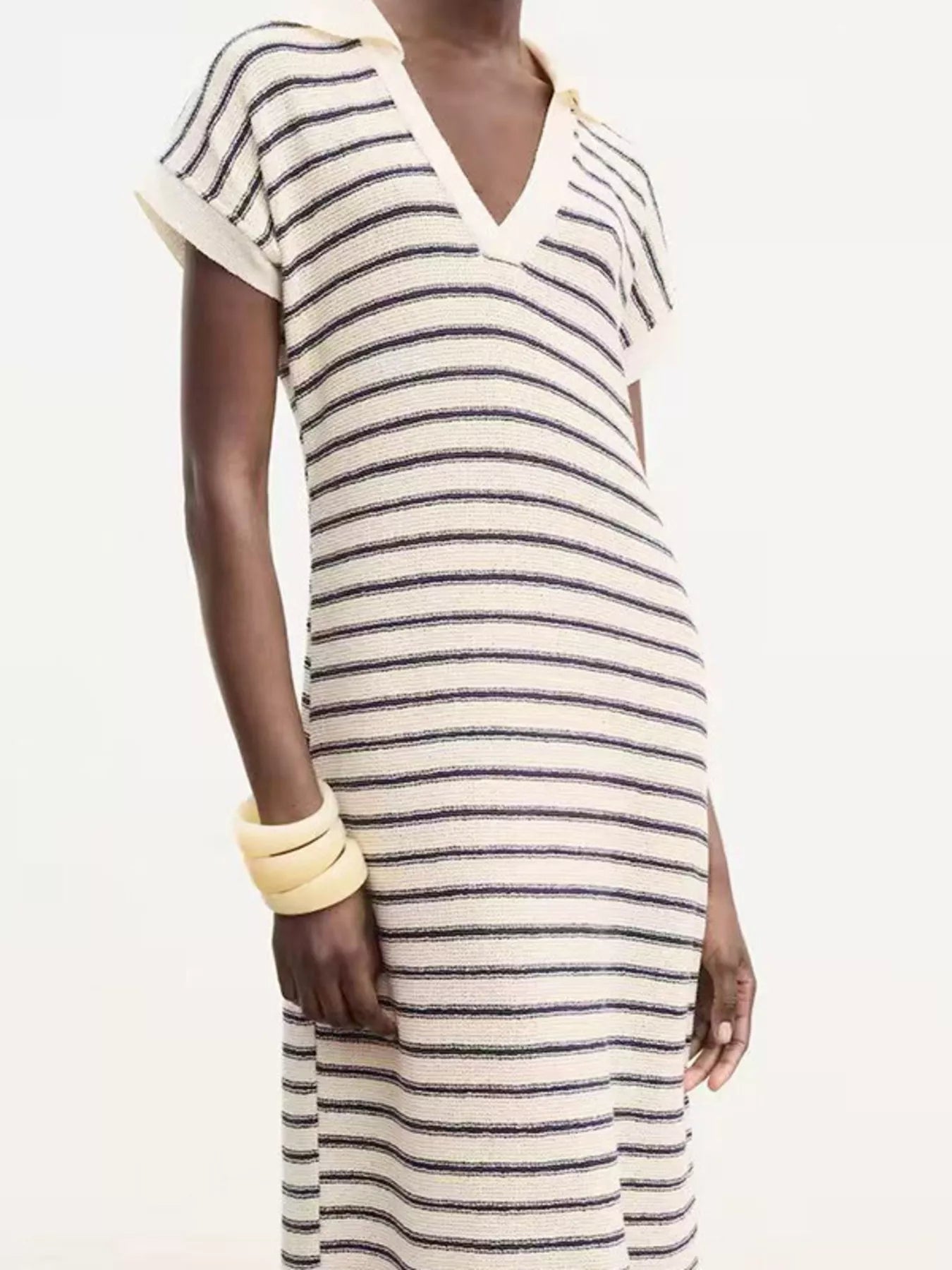 cream and navy textured V neck striped maxi dress for women with short sleeves and relaxed fit